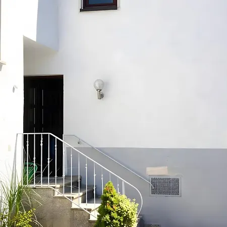 بيت للعطل Fuer 4 Personen 110 M²